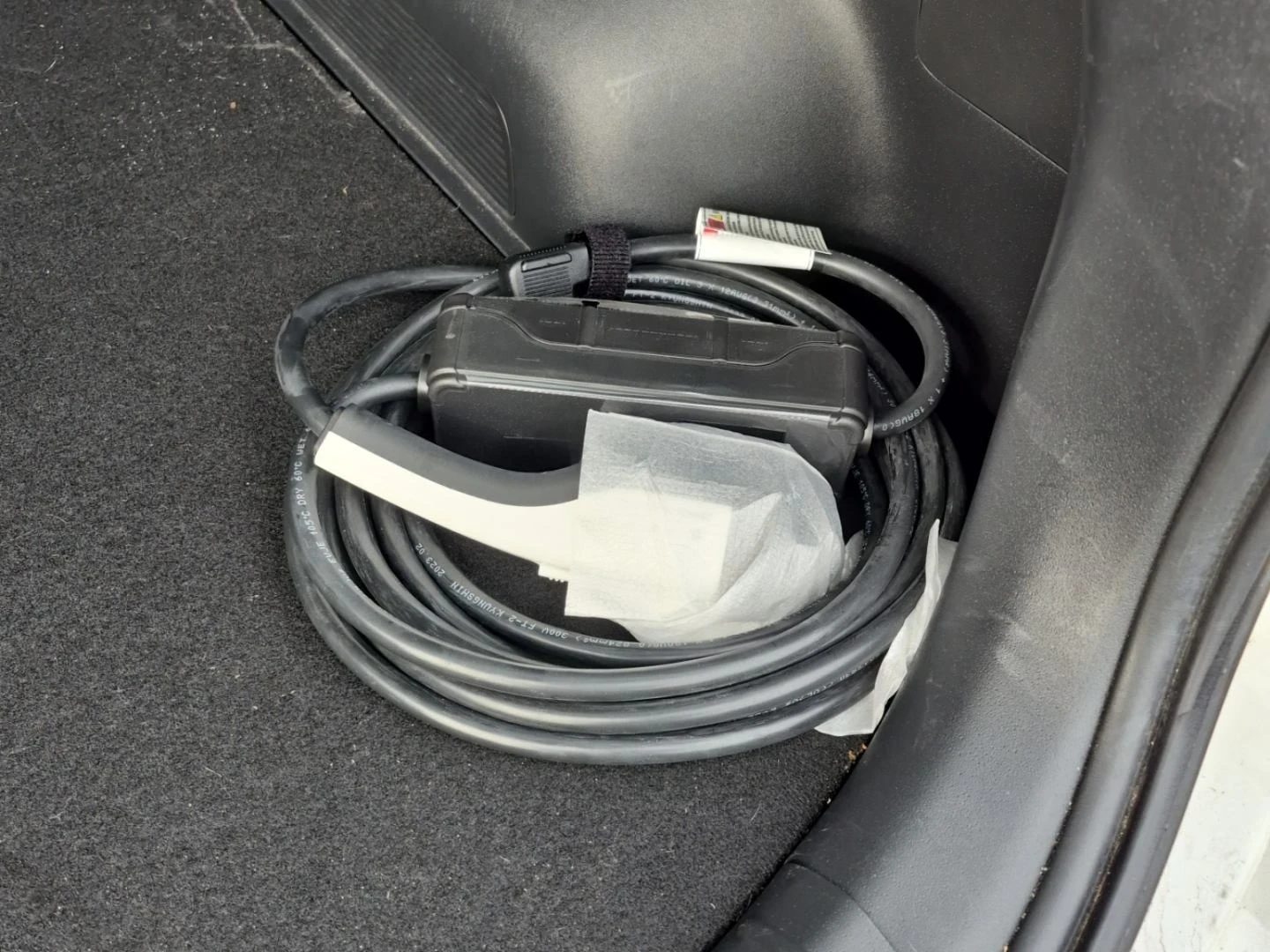 Kia Niro EV LIMITED-4D UTILITY* Обдух* Подгрев* CarPlay* , снимка 13 - Автомобили и джипове - 54189849