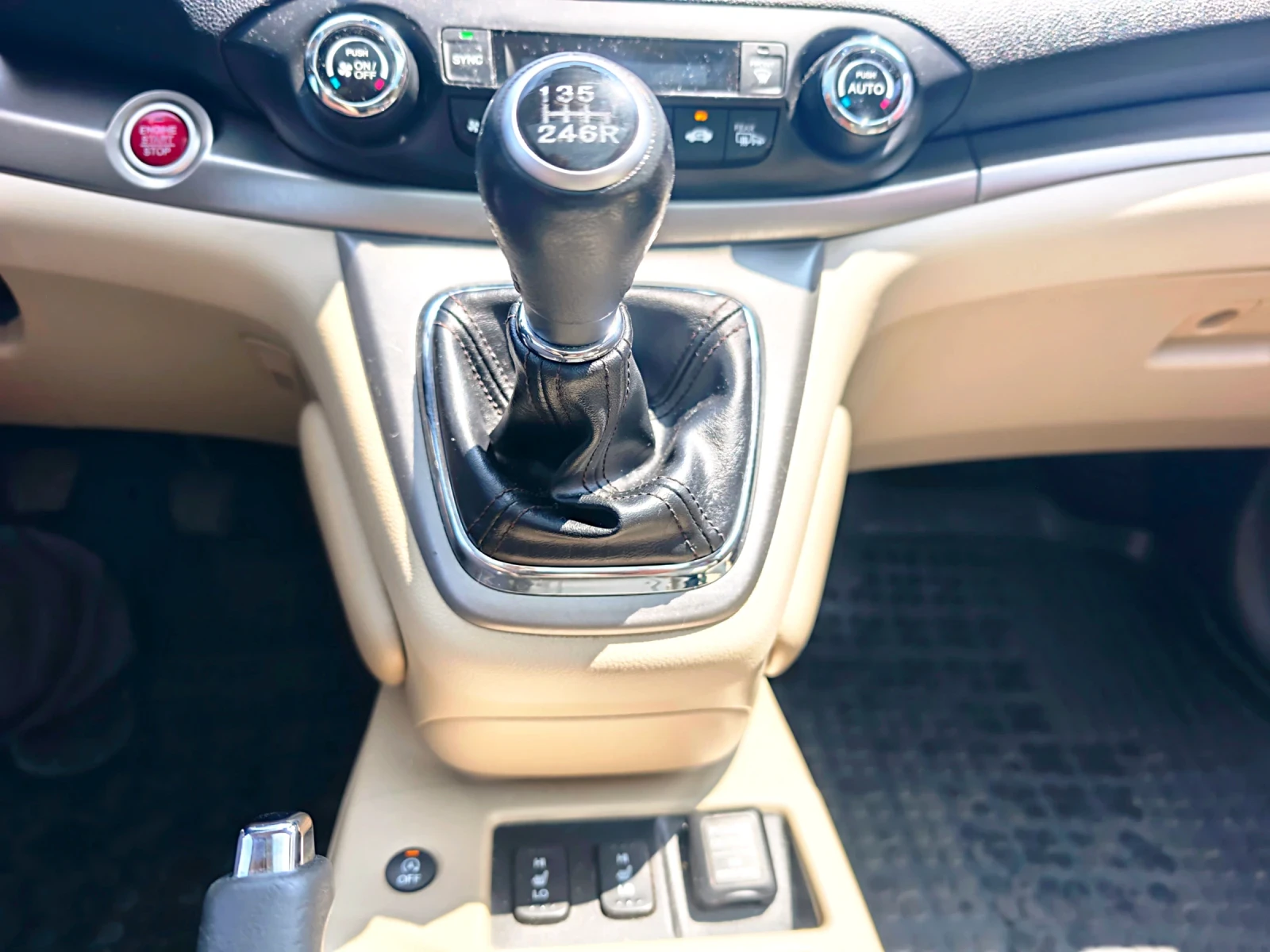 Honda Cr-v Exclusive , снимка 13 - Автомобили и джипове - 54510440
