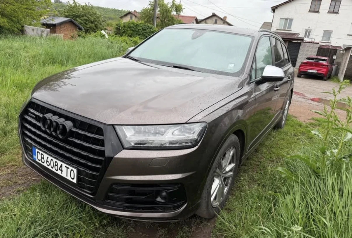 Audi Q7 S line