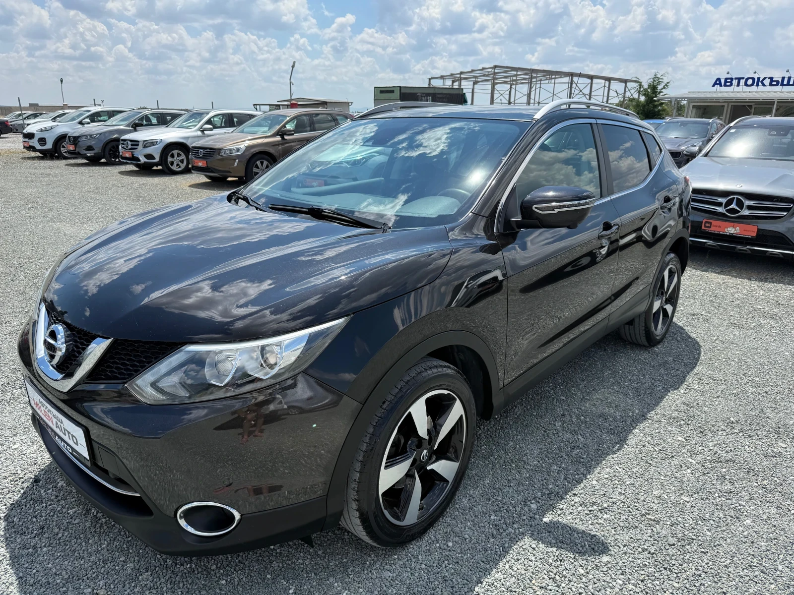 Nissan Qashqai (KATO НОВА)