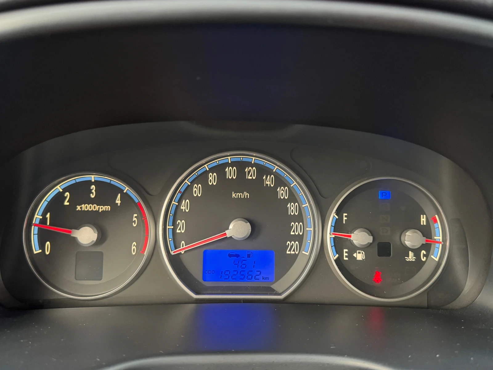 Hyundai Santa fe Автоматик!, снимка 13 - Автомобили и джипове - 55495218