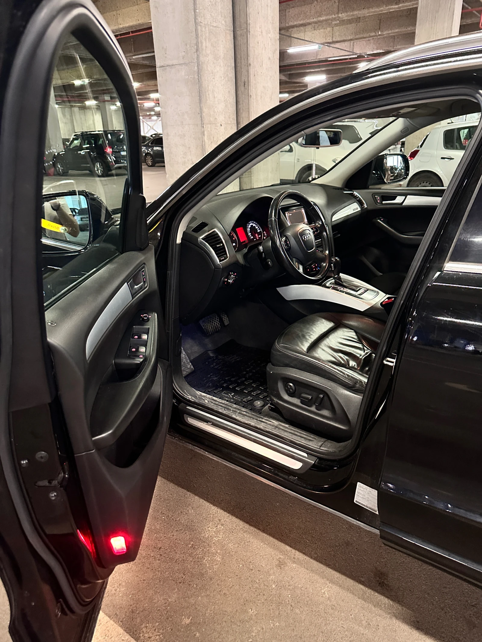 Audi Q5, снимка 10 - Автомобили и джипове - 55564522