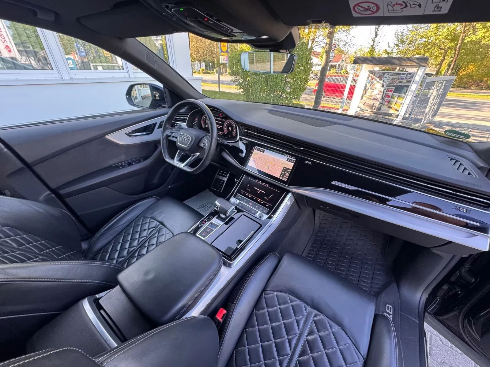 Audi Q8 SQ8, снимка 11 - Автомобили и джипове - 55590421