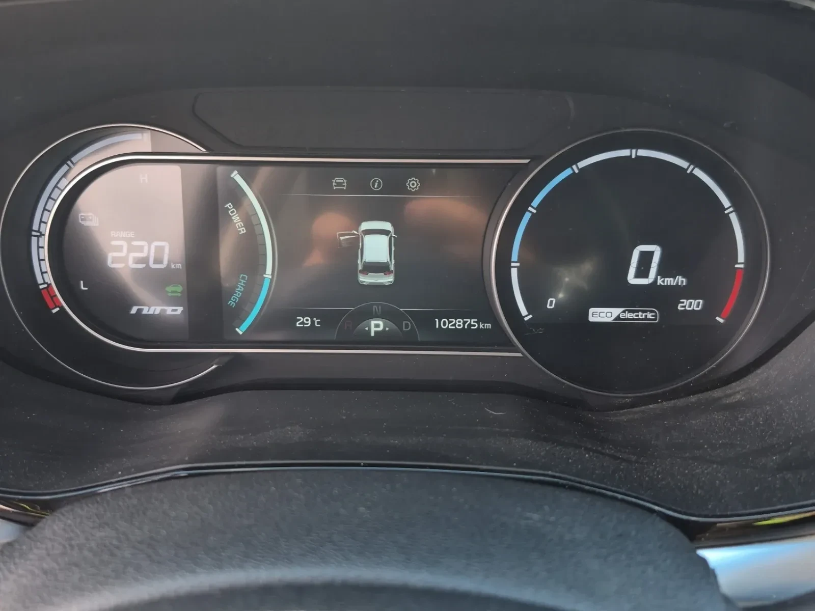 Kia Niro EV EX FWD, снимка 10 - Автомобили и джипове - 55756047