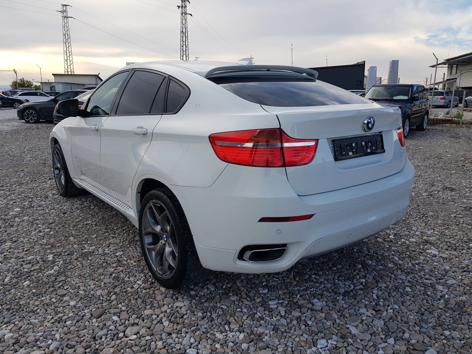 BMW X6 M-PERFORMANCE FACELIFT ЛИЗИНГ, снимка 7 - Автомобили и джипове - 56521339