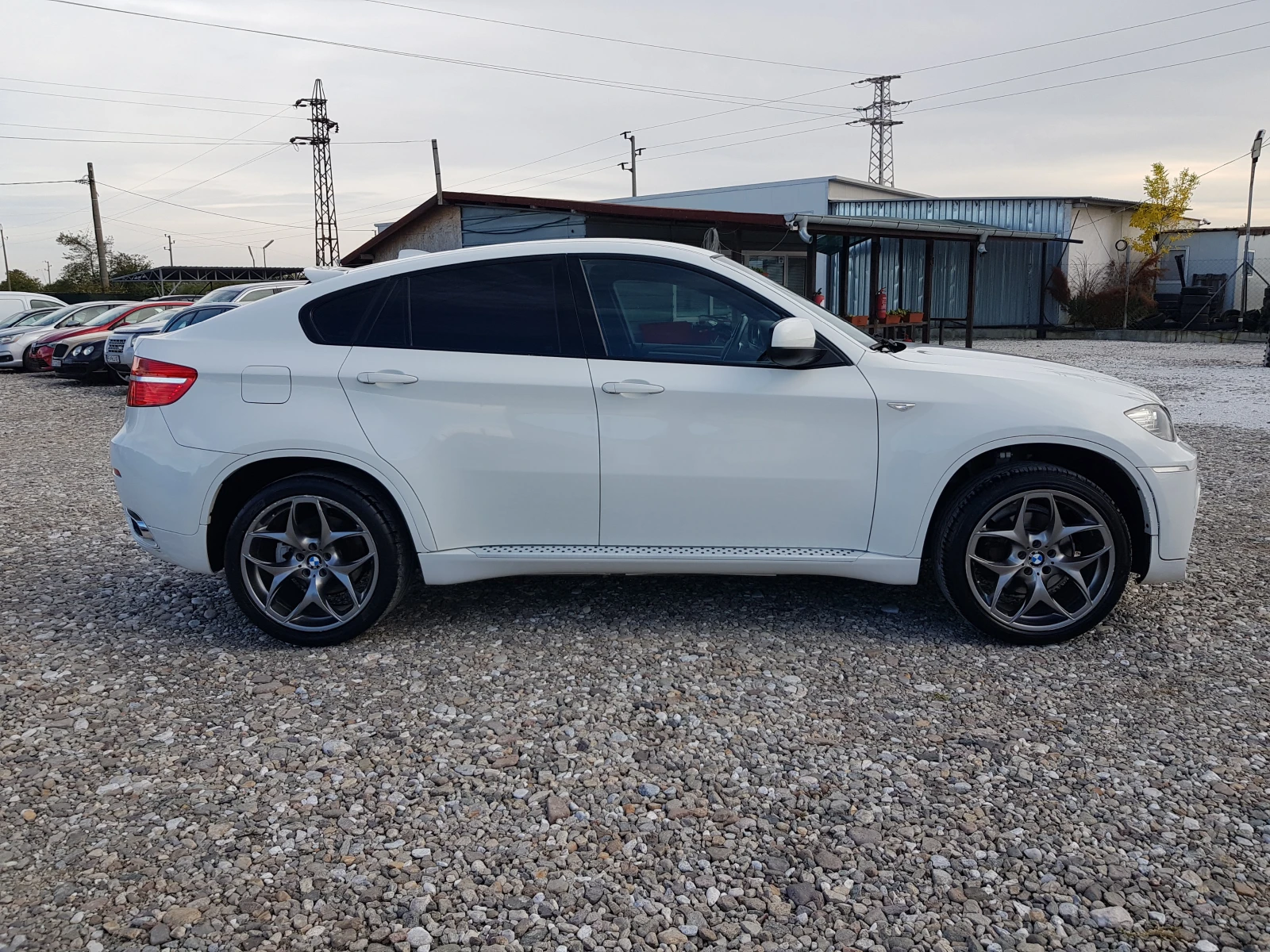 BMW X6 M-PERFORMANCE FACELIFT ЛИЗИНГ, снимка 4 - Автомобили и джипове - 56521339