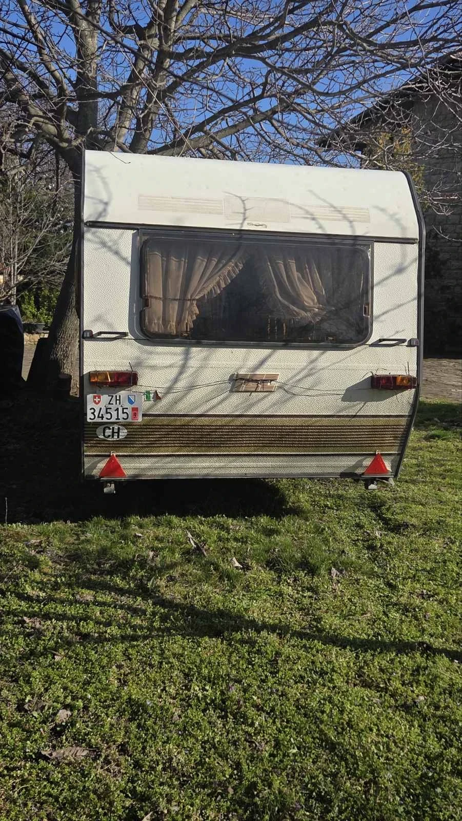 Каравана Други Thrun - Eicker T10, снимка 3 - Каравани и кемпери - 54349464