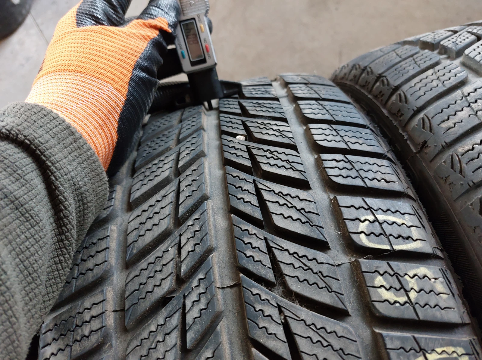 ���� 245/45R18 | Mobile.bg � ����������� 5