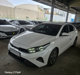 Kia K3 1.6 MPI - ОЧАКВАН ВНОС, снимка 2