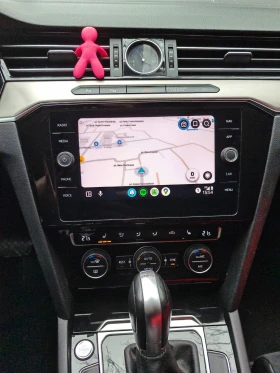 VW Passat 2.0 TDI R-Line, снимка 8 - Автомобили и джипове - 53663949