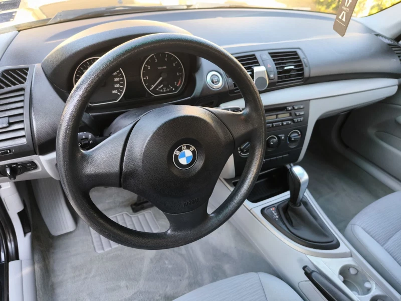 BMW 118, снимка 8 - Автомобили и джипове - 48334510