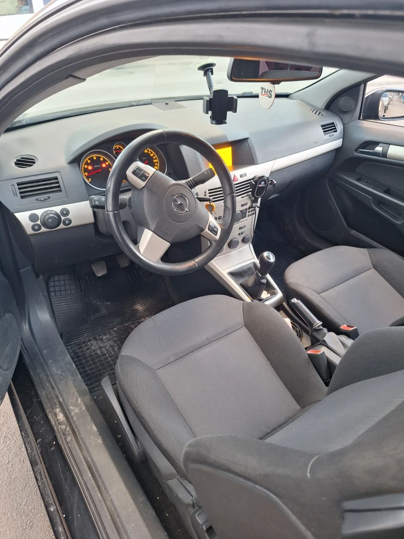 Opel Astra GTC, снимка 8 - Автомобили и джипове - 49445102