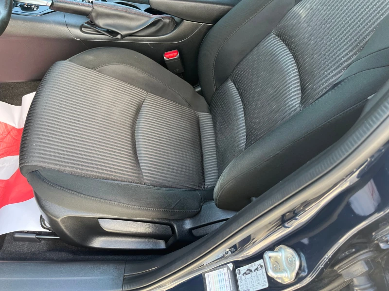 Mazda 3 2.2 D/Automat, снимка 7 - Автомобили и джипове - 50008749