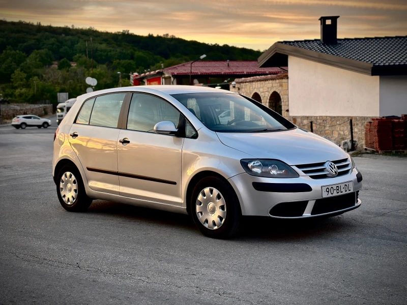 VW Golf Plus 5, снимка 3 - Автомобили и джипове - 51501735