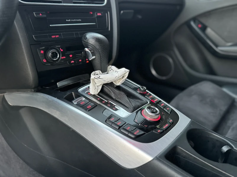 Audi A4 B8 , снимка 14 - Автомобили и джипове - 51885313