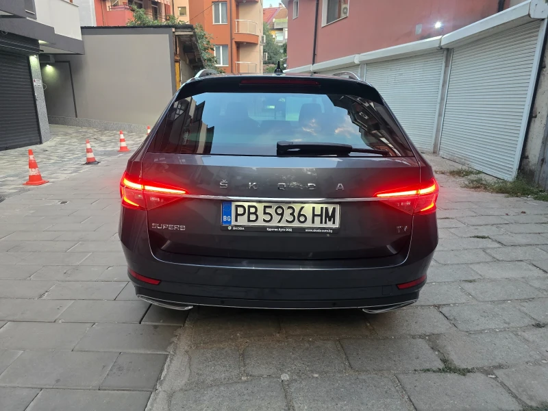 Skoda Superb, снимка 6 - Автомобили и джипове - 52529097