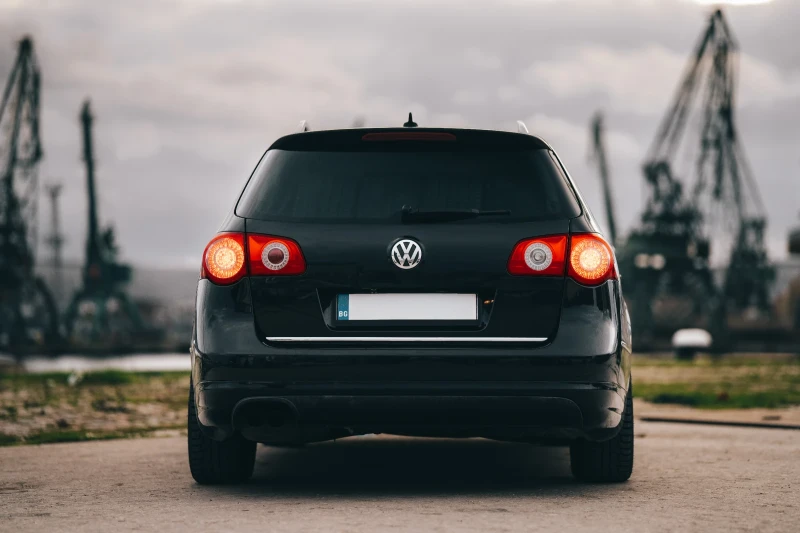 VW Passat R, снимка 6 - Автомобили и джипове - 52576113