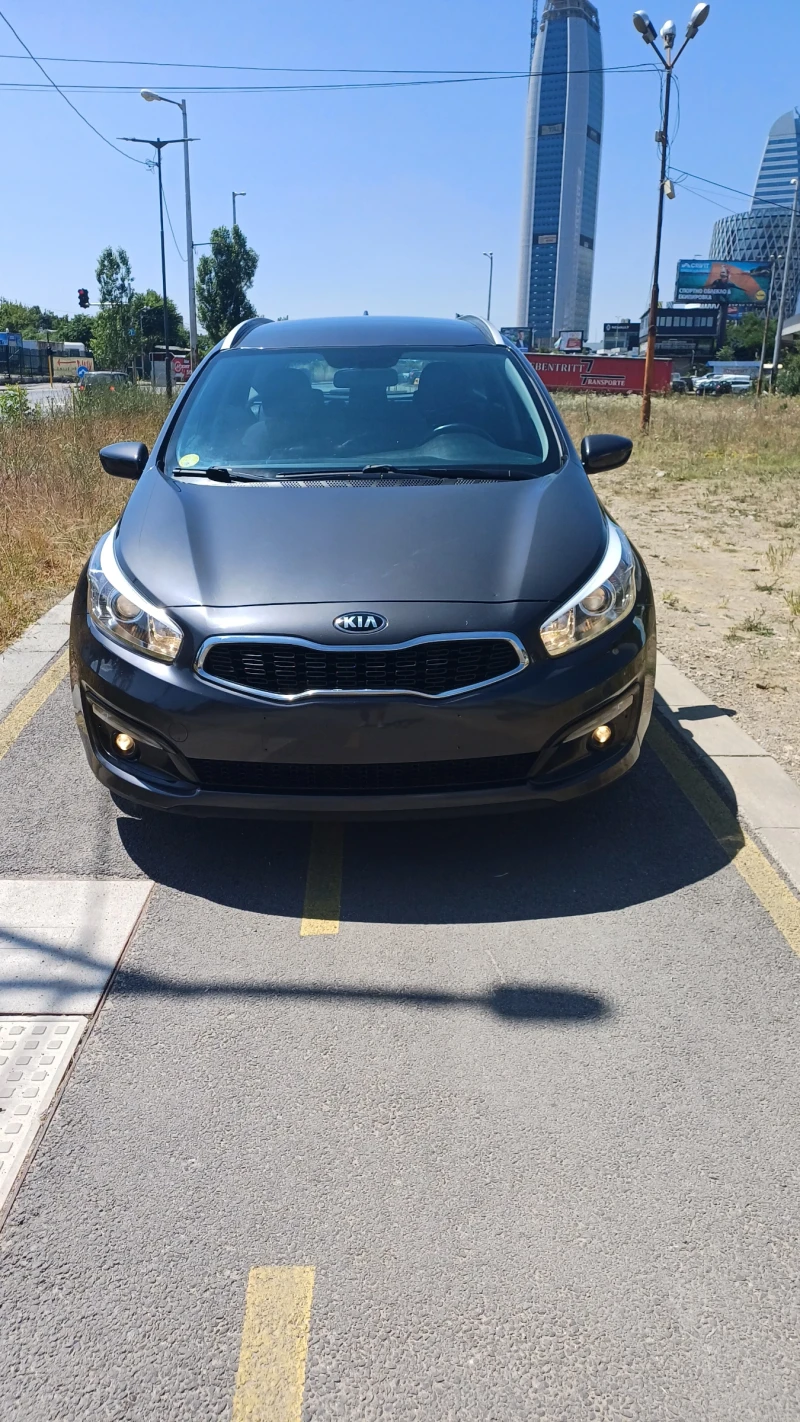Kia Ceed, снимка 4 - Автомобили и джипове - 52752101