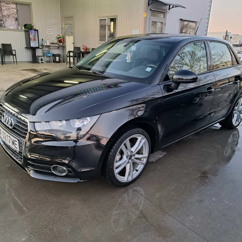 Audi A1, снимка 2 - Автомобили и джипове - 52945756