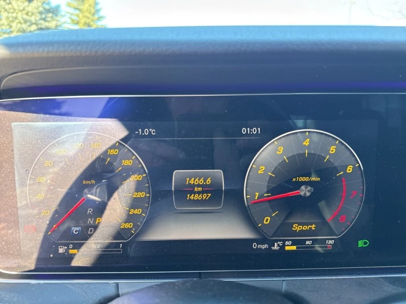 Mercedes-Benz E 300 4Matic / BURMESTER / DIGITAL / PANO / ЩОРИ / HUD, снимка 12 - Автомобили и джипове - 53005150