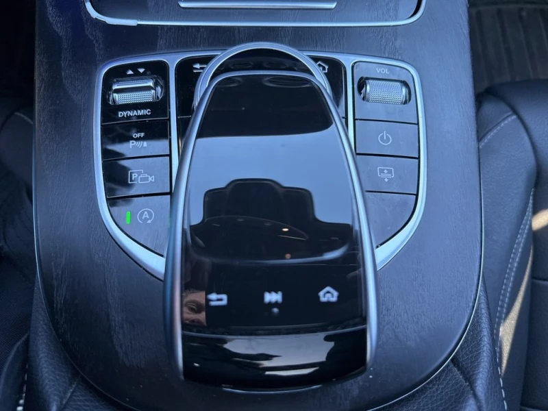 Mercedes-Benz E 300 4Matic / BURMESTER / DIGITAL / PANO / ЩОРИ / HUD, снимка 14 - Автомобили и джипове - 53005150