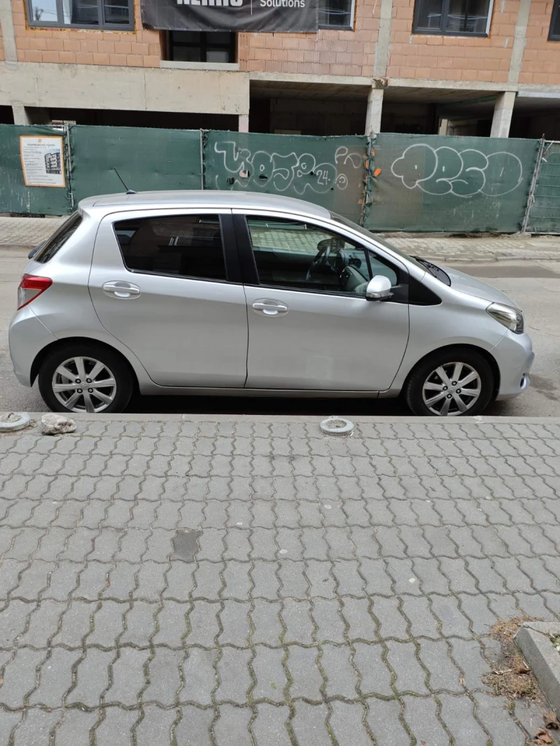 Toyota Yaris, снимка 3 - Автомобили и джипове - 53181980