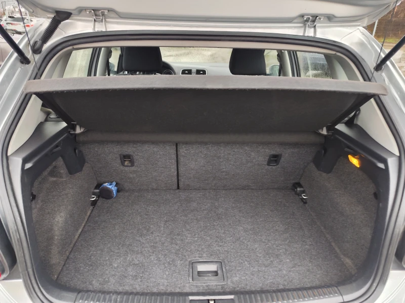 VW Polo 1.4i* ГАЗОВА УРЕДБА* KLIMA* , снимка 13 - Автомобили и джипове - 53513095