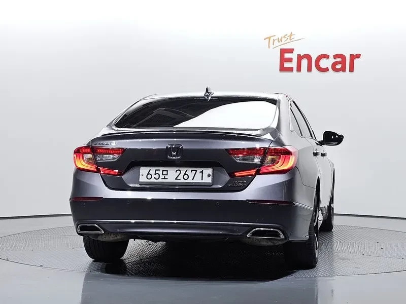 Honda Accord 2.0 Turbo Sports, снимка 7 - Автомобили и джипове - 55841835
