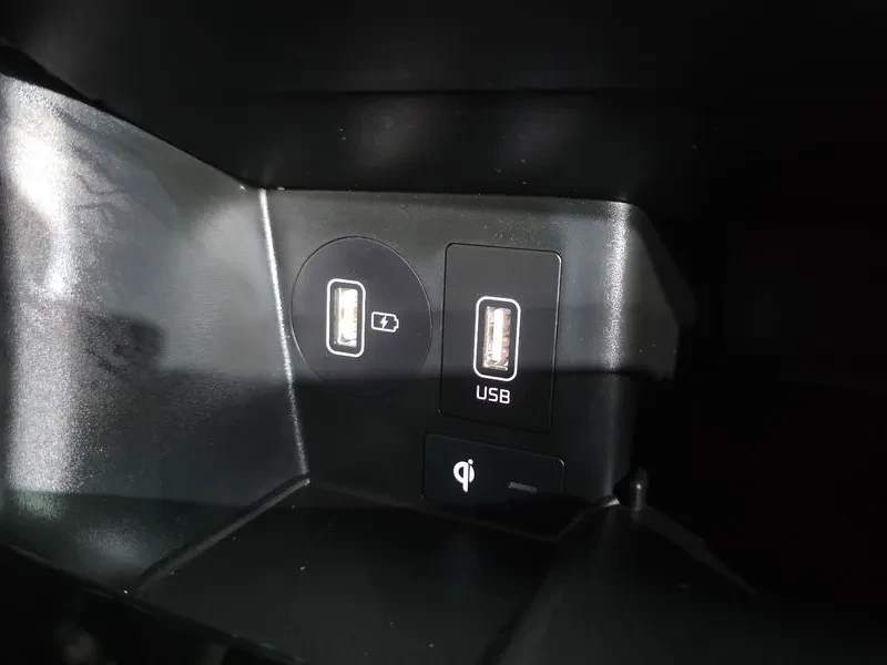 Kia K7 3.0 Lpi Prestige, снимка 13 - Автомобили и джипове - 55898647
