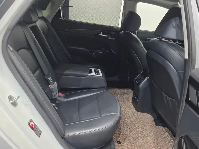Kia K7 3.0 Lpi Prestige, снимка 11 - Автомобили и джипове - 55898647