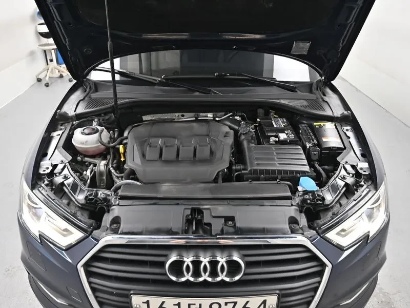 Audi A3 A3 40 Tfsi 8V, снимка 6 - Автомобили и джипове - 56112604