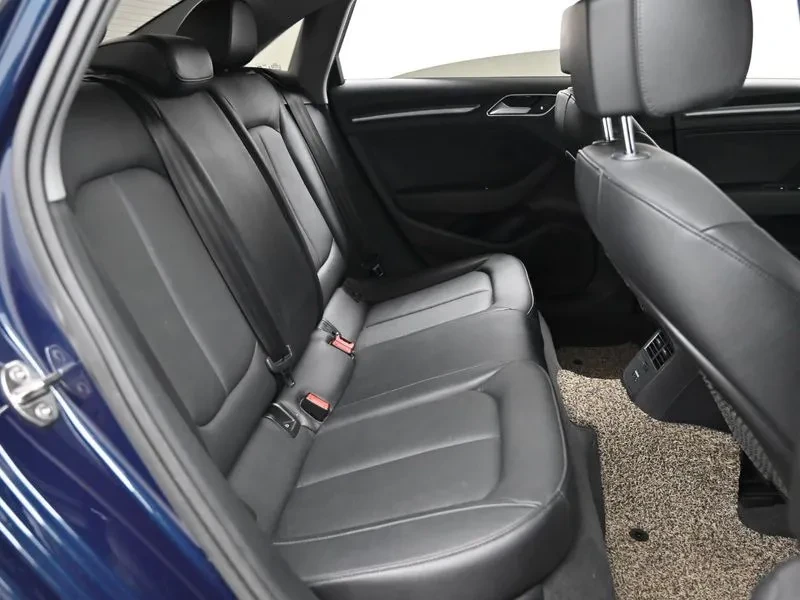 Audi A3 A3 40 Tfsi 8V, снимка 12 - Автомобили и джипове - 56112604