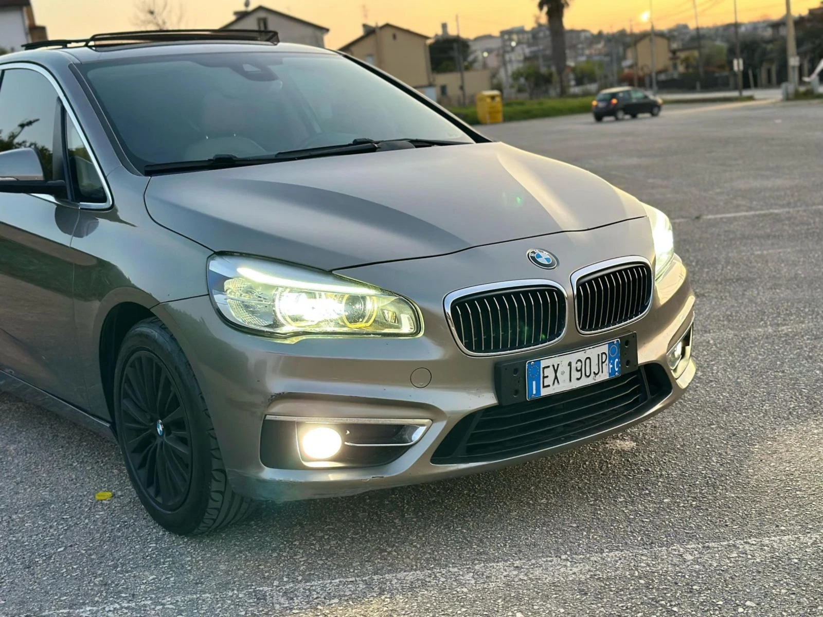 BMW 218 2.0 avtomat luxury, снимка 1