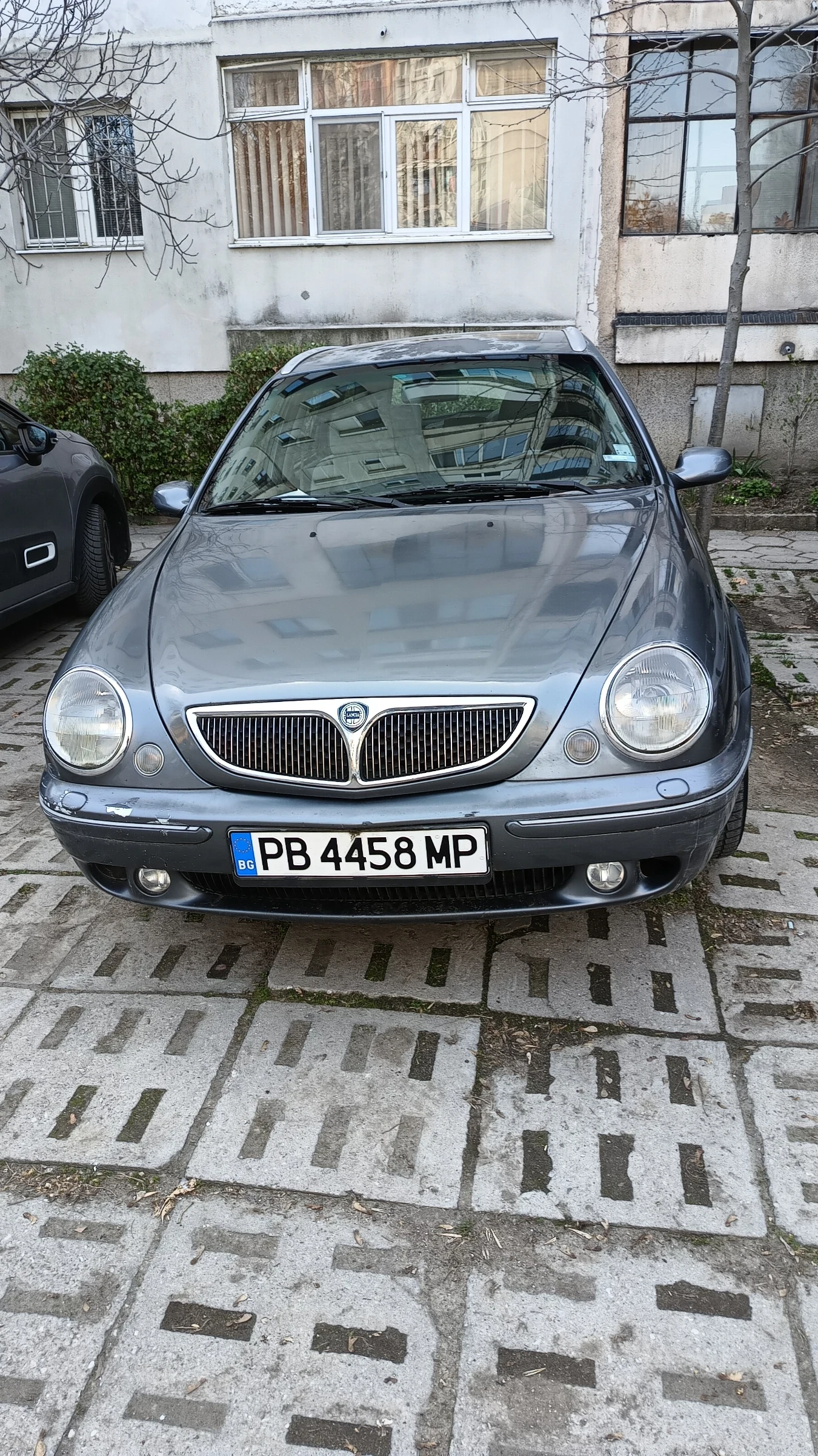 Lancia Lybra 2.4 JDI - изображение 7