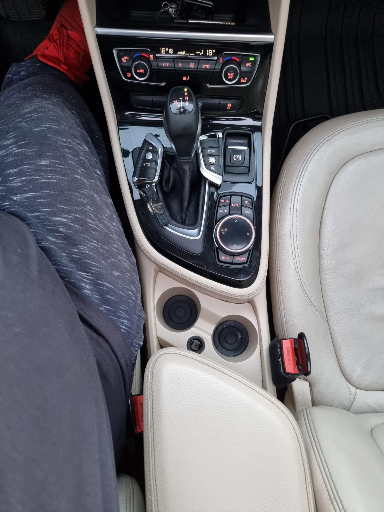 BMW 218 2.0 avtomat luxury | Mobile.bg   12