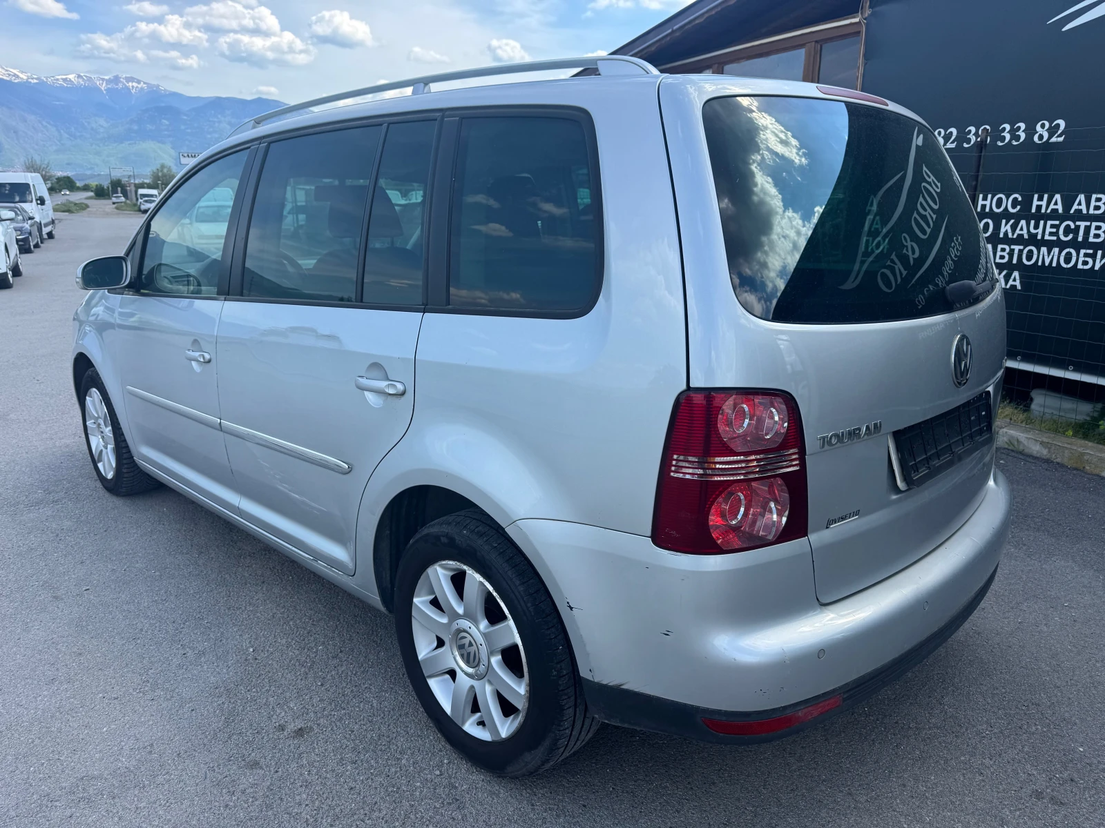 VW Touran 1.9TDi-7 места - изображение 4