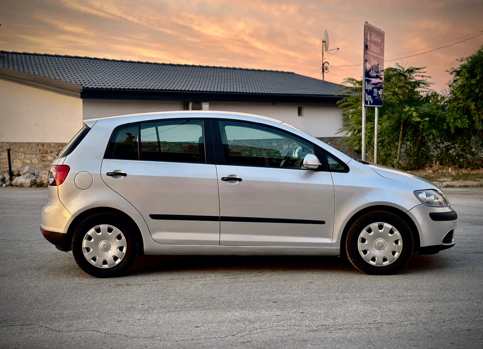 VW Golf Plus 5 - изображение 4