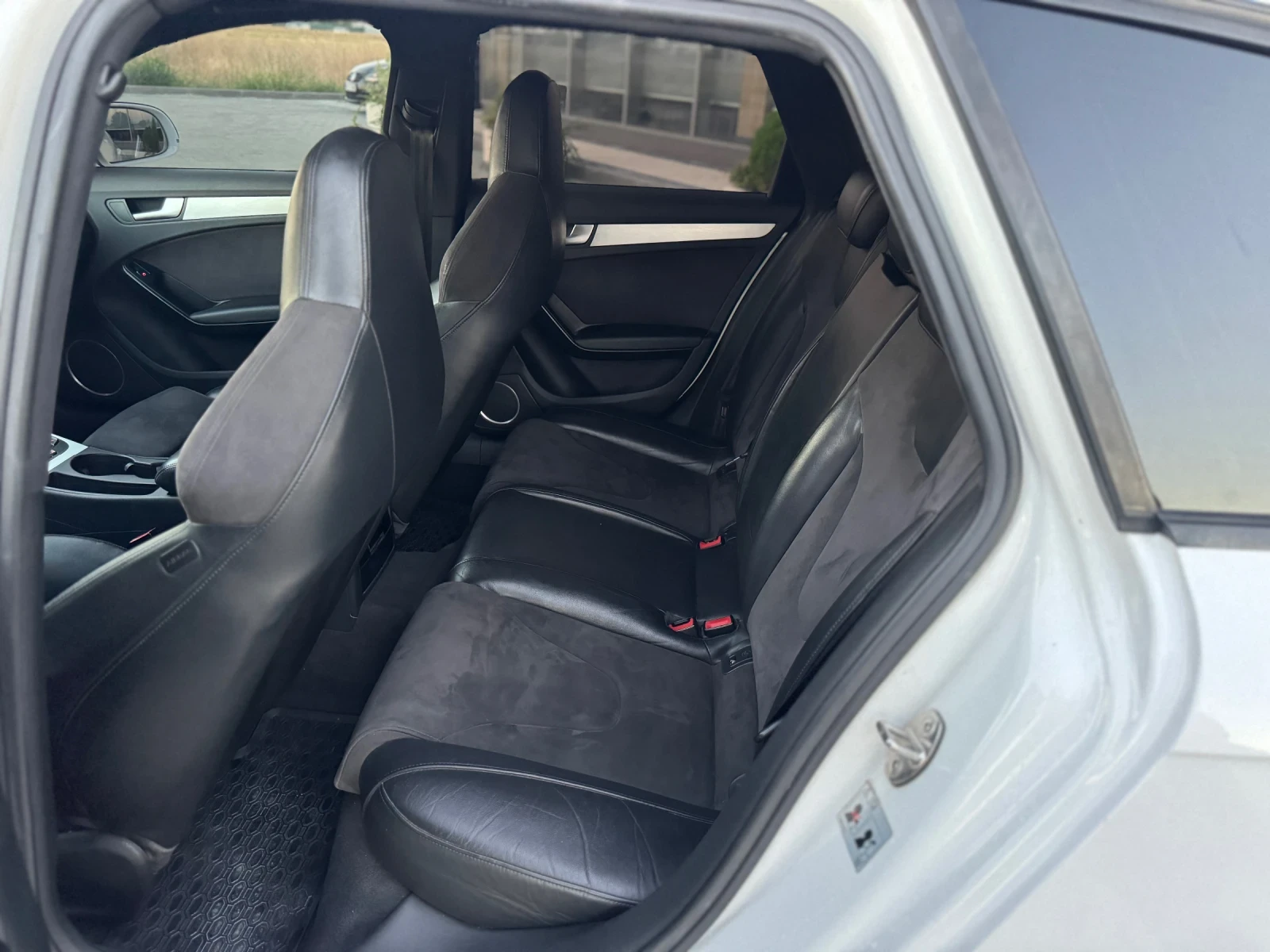 Audi A4 B8  | Mobile.bg � ����������� 10