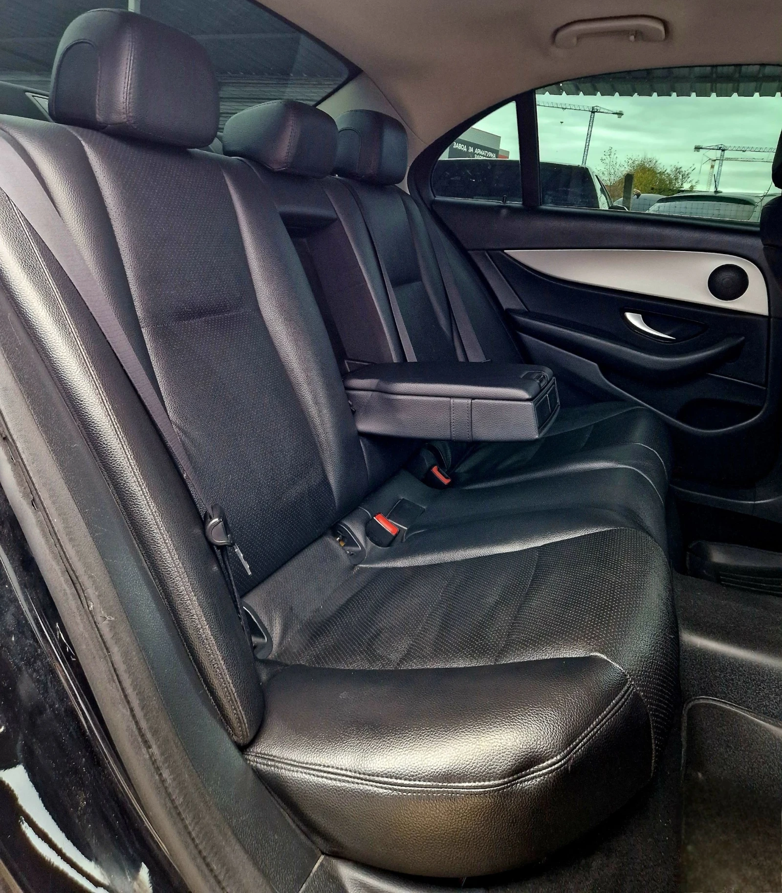 Mercedes-Benz E 200  / 9G /  /  /   | Mobile.bg   15