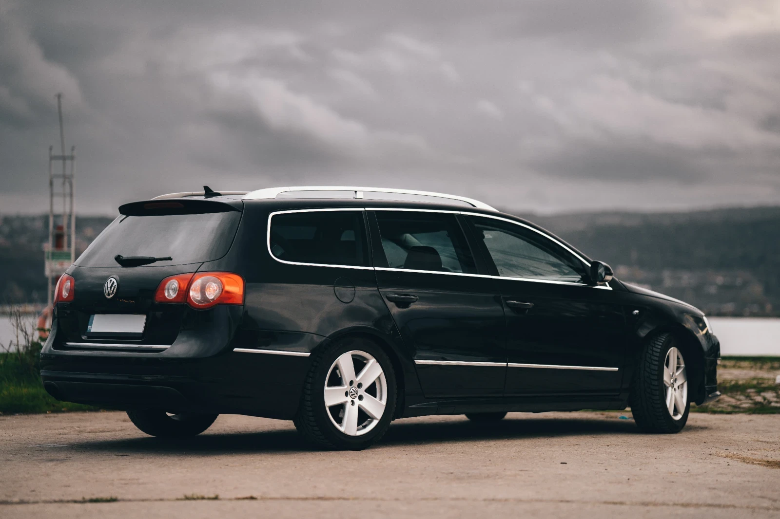 VW Passat R | Mobile.bg   7