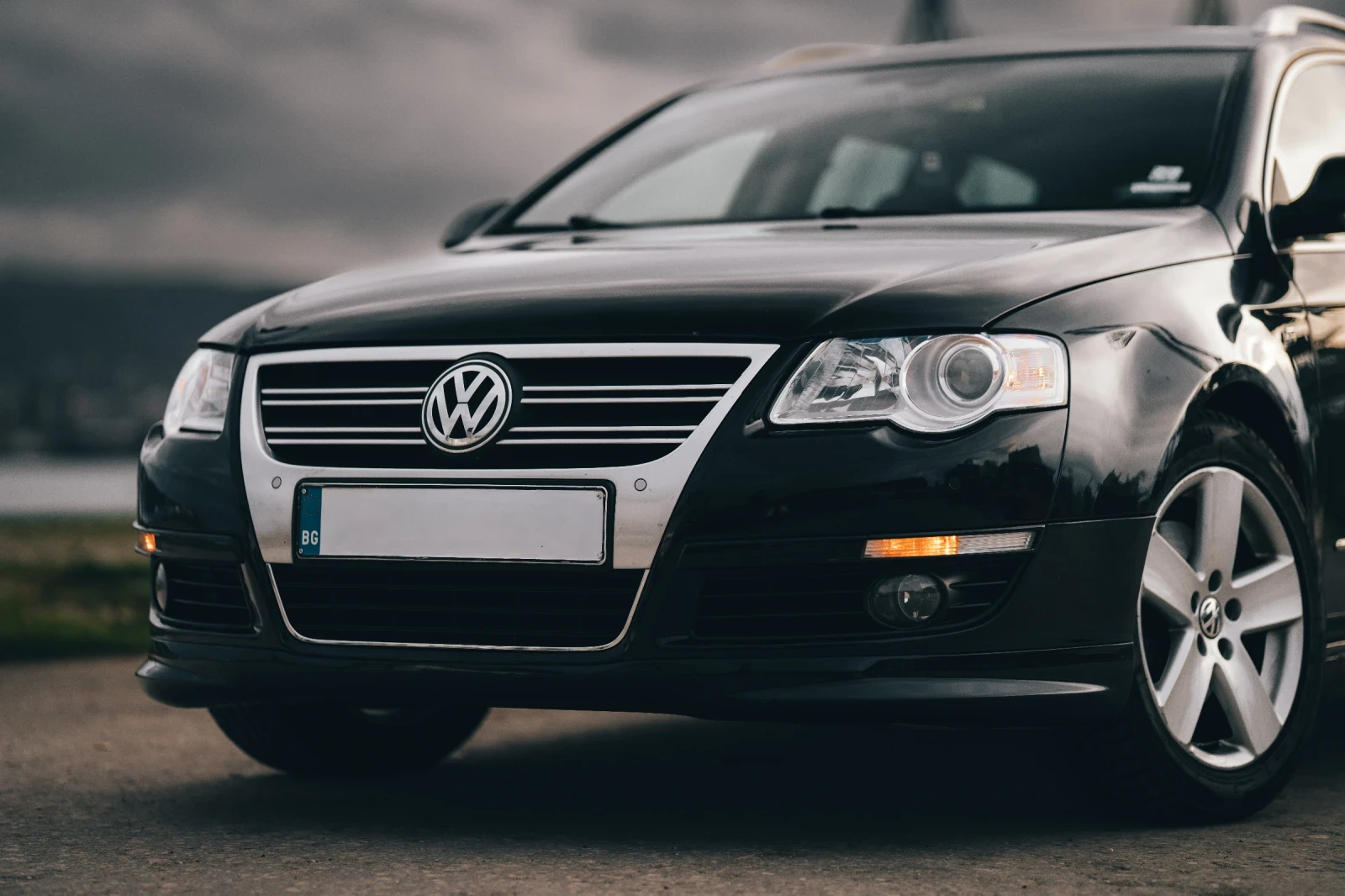 VW Passat R | Mobile.bg   3
