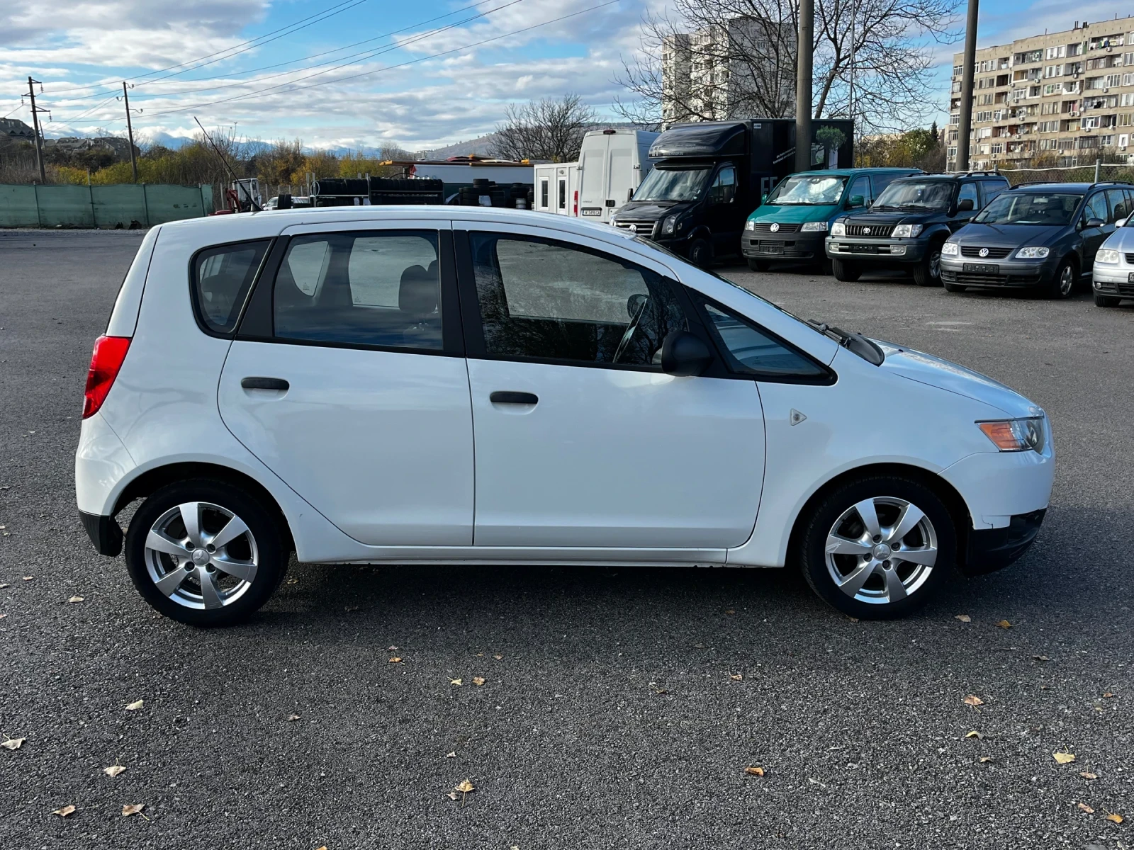 Mitsubishi Colt 1.1i Climate Facelift - изображение 6