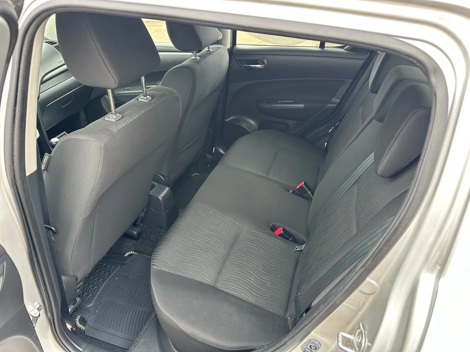 Suzuki Swift 1.3ddis, Facelift, Eu5, Keyless Go  | Mobile.bg � ����������� 15