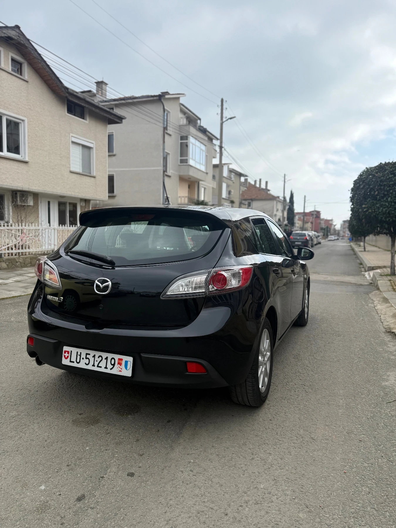 Mazda 3 2.0i АВТОМАТИК  ШВЕЙЦАРИЯ 100% РЕАЛЕН  ЛИЗИНГ, снимка 4 - Автомобили и джипове - 53727948