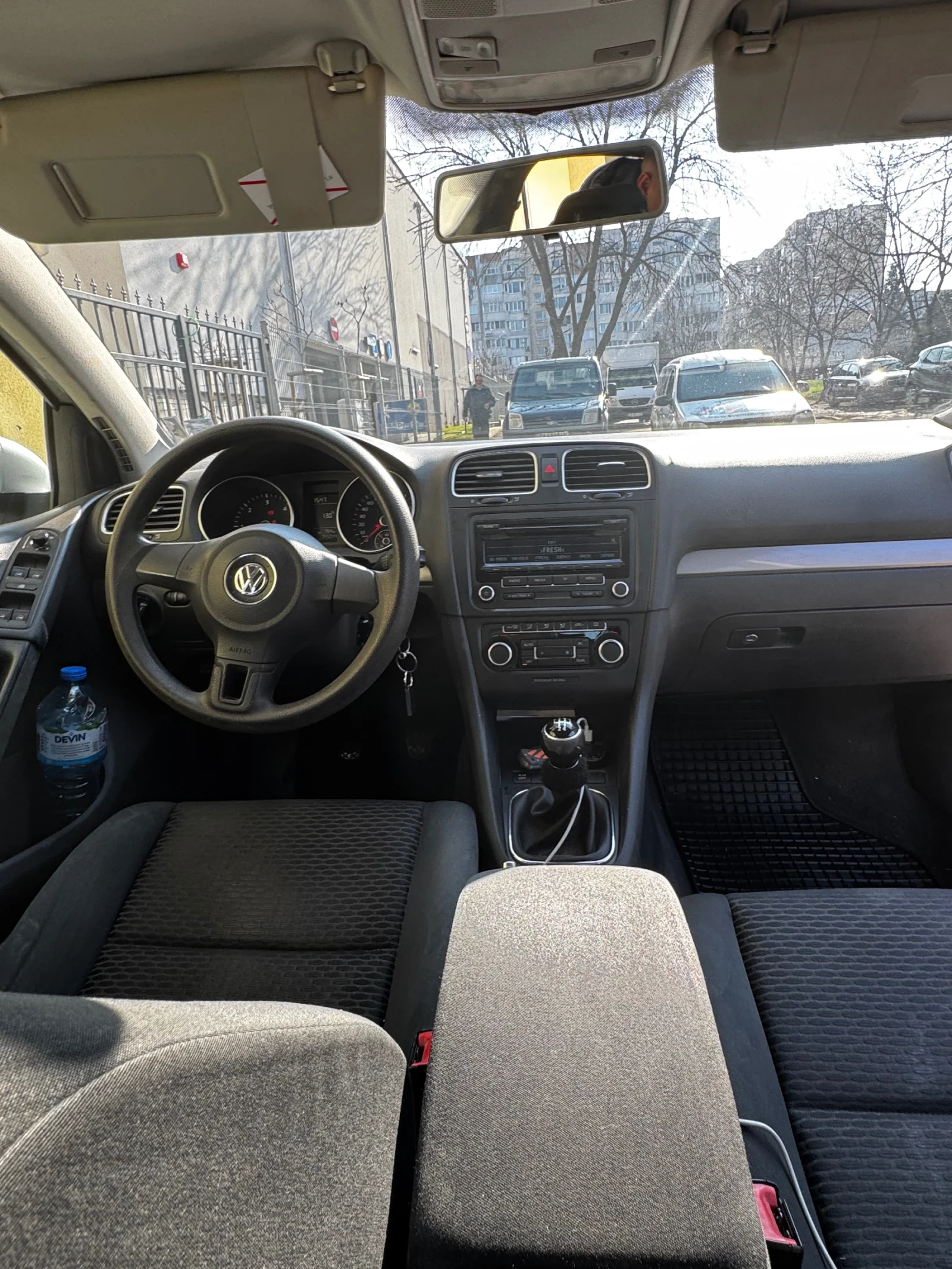 VW Golf, снимка 4 - Автомобили и джипове - 53771734