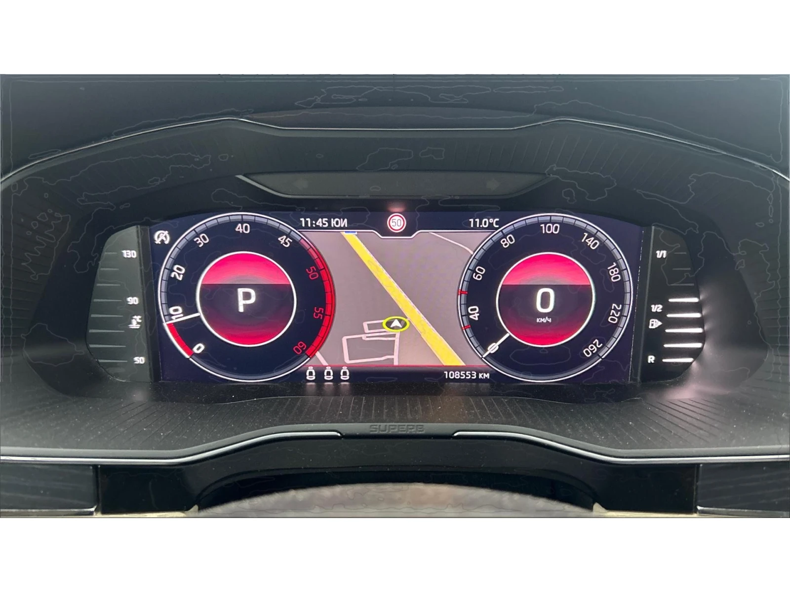 Skoda Superb 2.0 TDi DSG Style 4x4, Месечна вноска от 409  , снимка 14 - Автомобили и джипове - 53925781