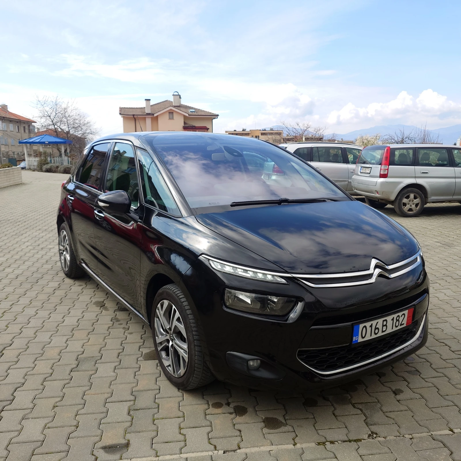 Citroen C4 Picasso 1.6HDI 120, снимка 6 - Автомобили и джипове - 54045179