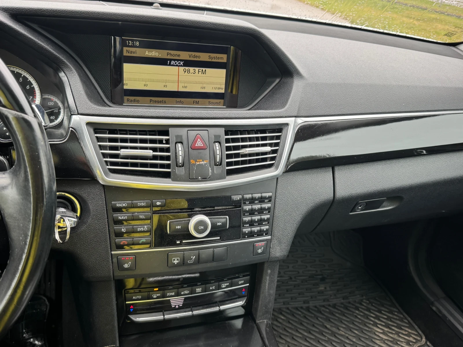 Mercedes-Benz E 350, снимка 6 - Автомобили и джипове - 54072231