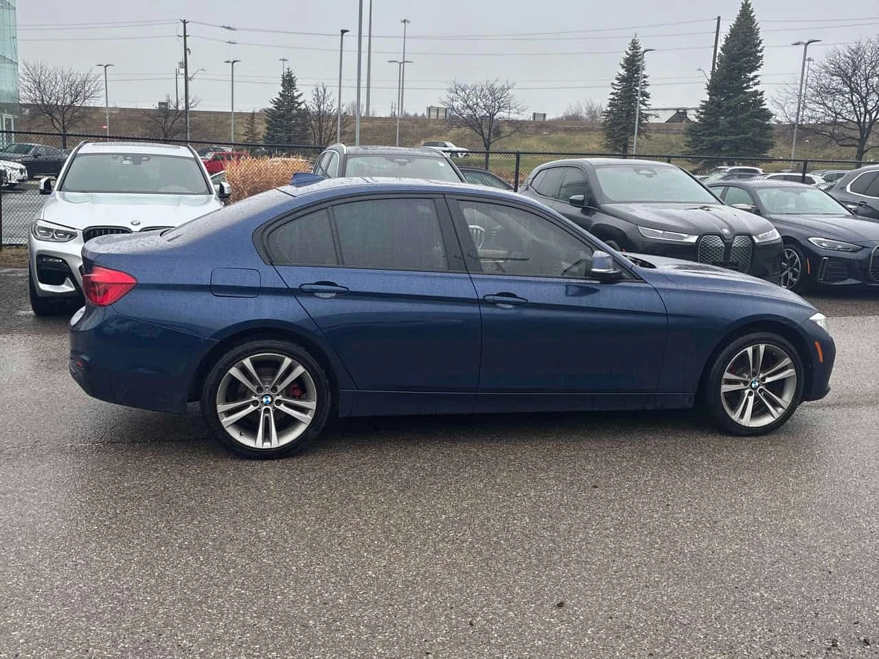 BMW 320 * 320i xDrive * CARFAX * ���� �� �� | Mobile.bg � ����������� 3