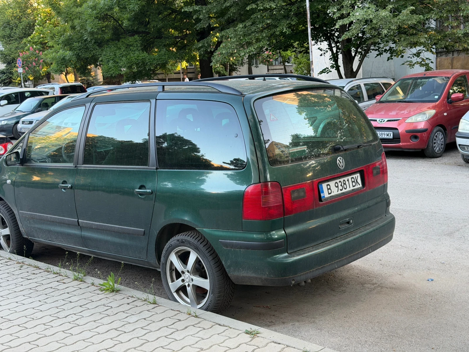 VW Sharan 2.8 V6, снимка 2 - Автомобили и джипове - 54830179